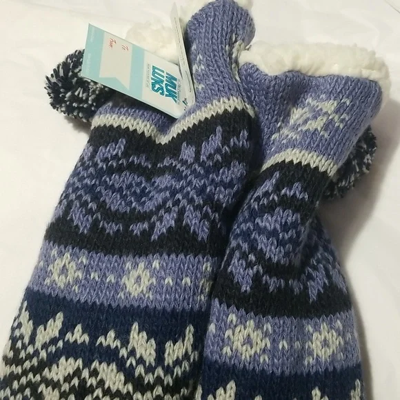 🍎Nwt MUK LUKS Slipper Tall Socks Grippers Knit Sherpa Pom Small Medium 6 - 8 - Picture 4 of 8